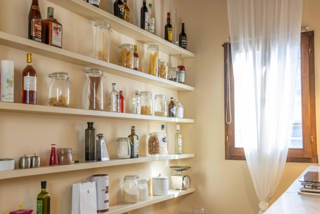 Verdi With Terrace Apartamento Florencia