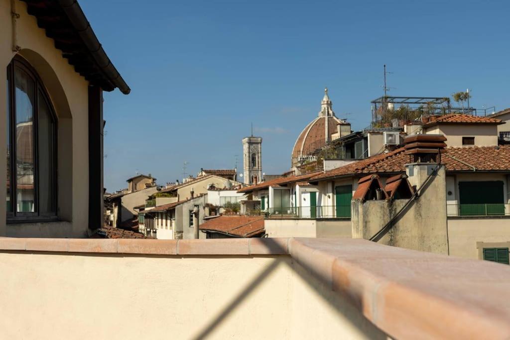 Verdi With Terrace Florencia